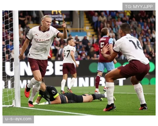 曼城卫冕英超铸就蓝月王朝,三连冠伟业开启新时代