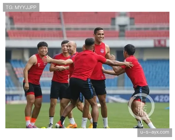 沙勒罗瓦战术调整引爆战略热议，专家聚焦球队未来走向