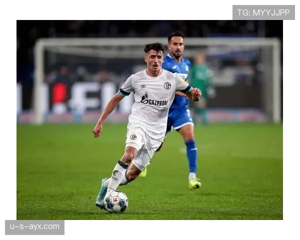 沙尔克中场焕然一新，战术升级引爆进攻狂潮