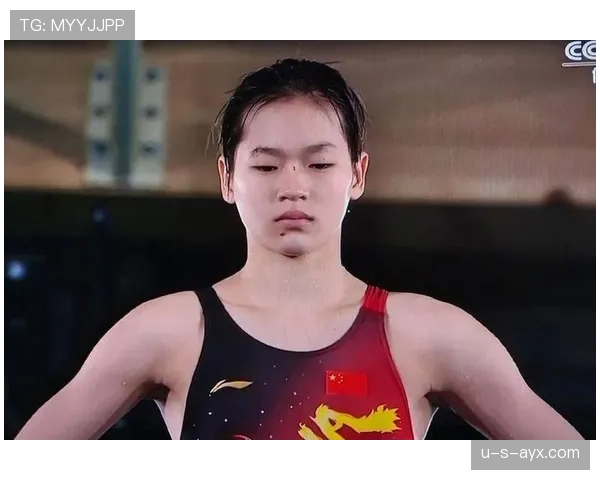 全红婵训练间隙偷偷拿起名牌包，是忘了自己才十几岁吗？